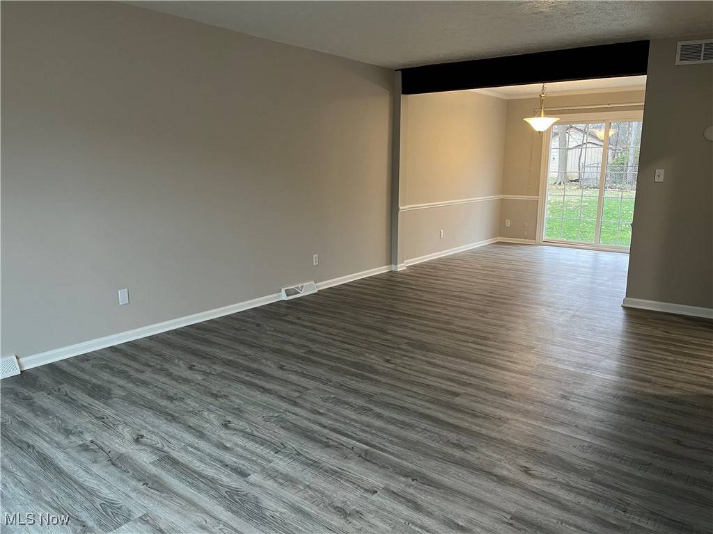 Stow, OH 44224,4134 Forest Heights DR