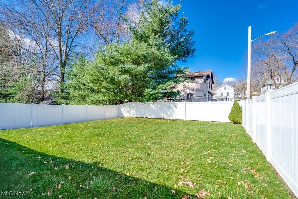 Wooster, OH 44691,658 Gasche ST