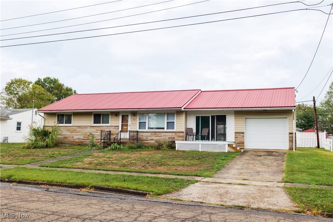 Marietta, OH 45750,131 Riverview DR