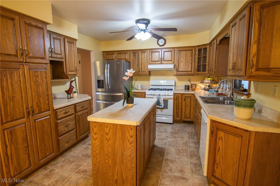 St. Clairsville, OH 43950,66538 S Greenbrier DR