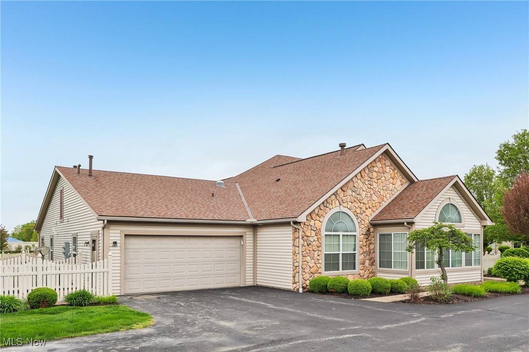 Brunswick, OH 44212,5239 Redford DR