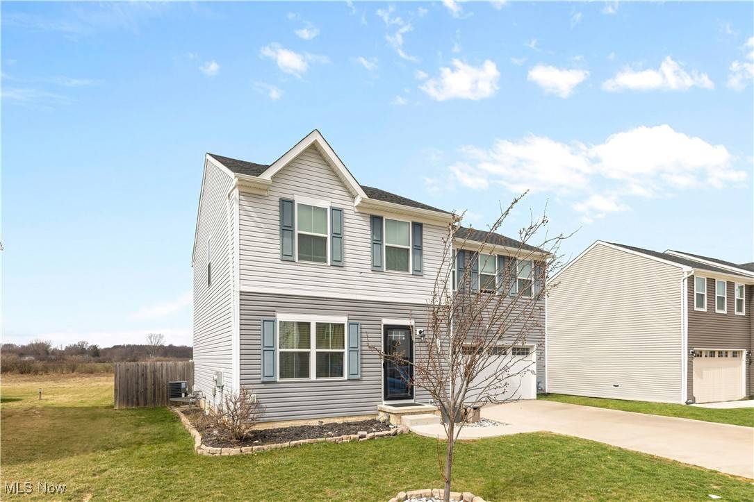 Elyria, OH 44035,177 Fairfield DR
