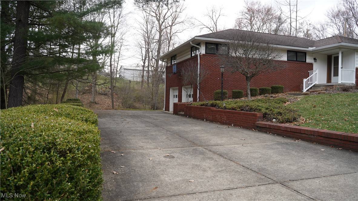 Zanesville, OH 43701,3905 Northbrook DR
