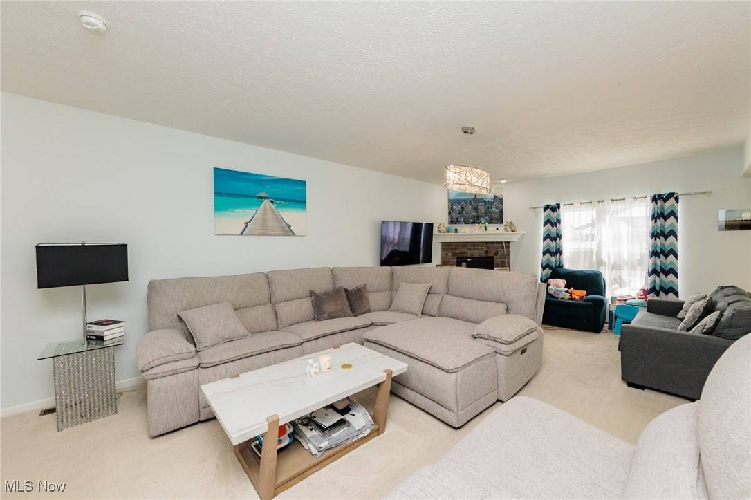 Lorain, OH 44053,4545 Blush CT
