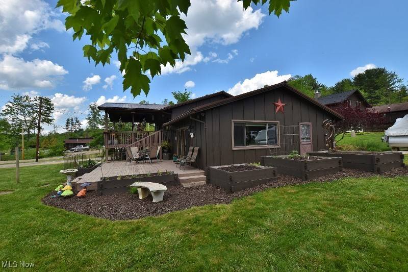 Sherrodsville, OH 44675,1208 Berwyn DR SW