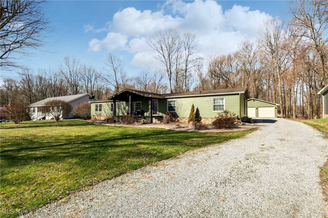 Hanoverton, OH 44423,7093 Whippoorwill AVE