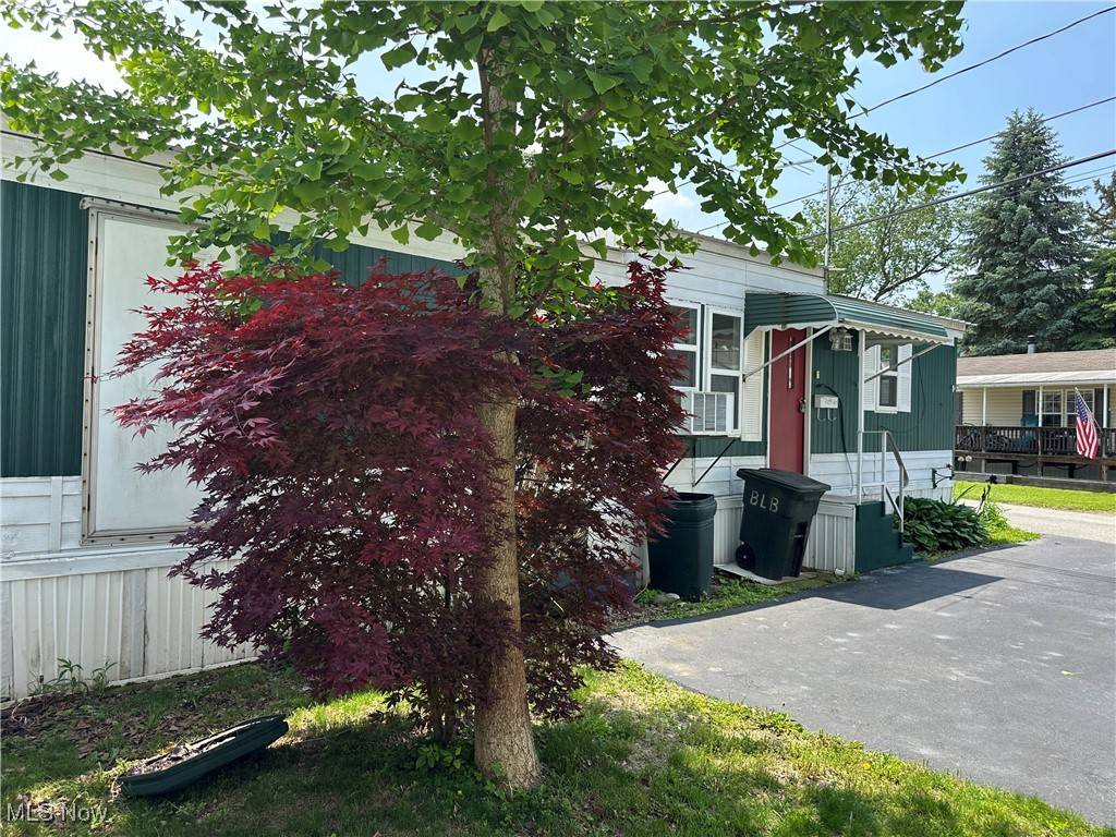 Mentor, OH 44060,9151 Mentor AVE #E21