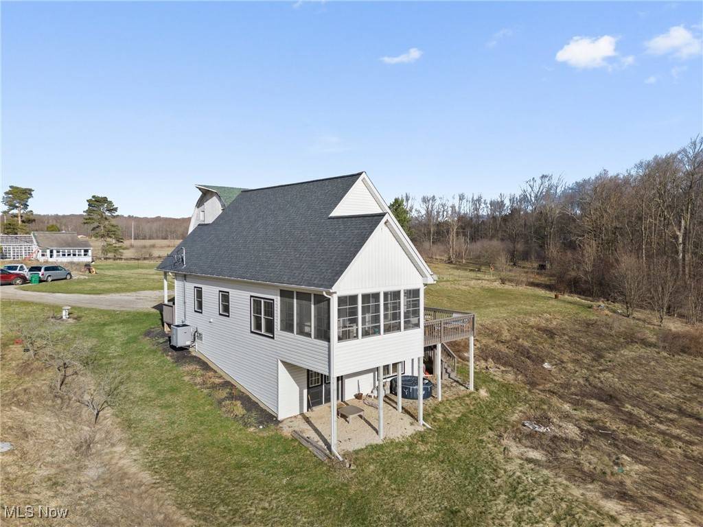 Montville, OH 44064,16696 Hart RD
