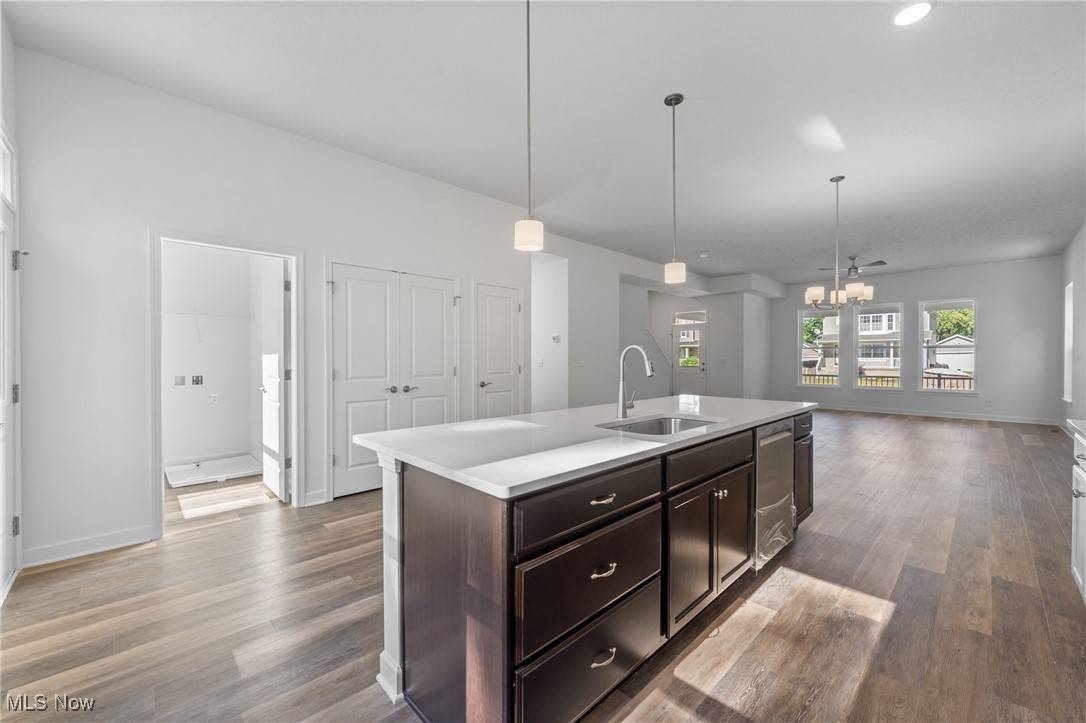 Cleveland, OH 44106,2260 E 100 ST