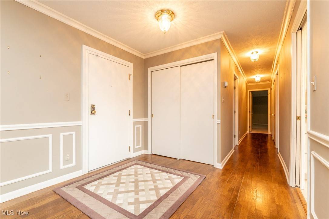 Lyndhurst, OH 44124,2202 Acacia Park DR #2107
