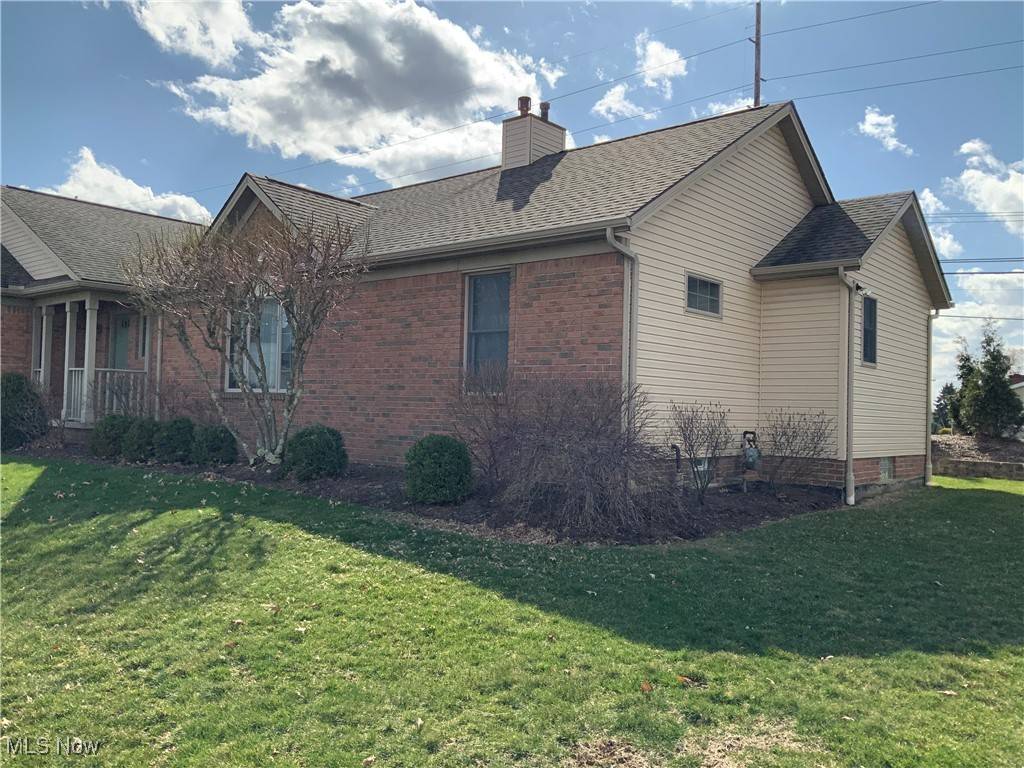 Massillon, OH 44646,4401 Snowy Owl CIR NW
