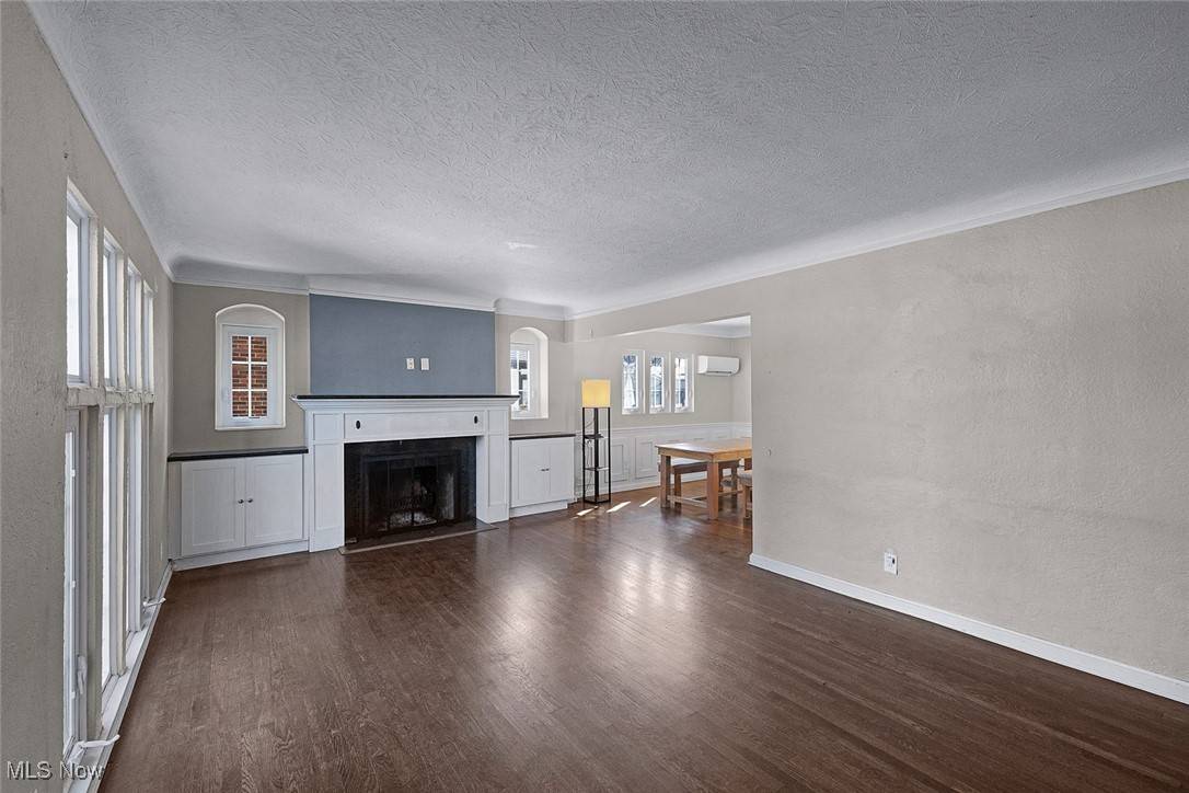Shaker Heights, OH 44122,18112 Lomond BLVD