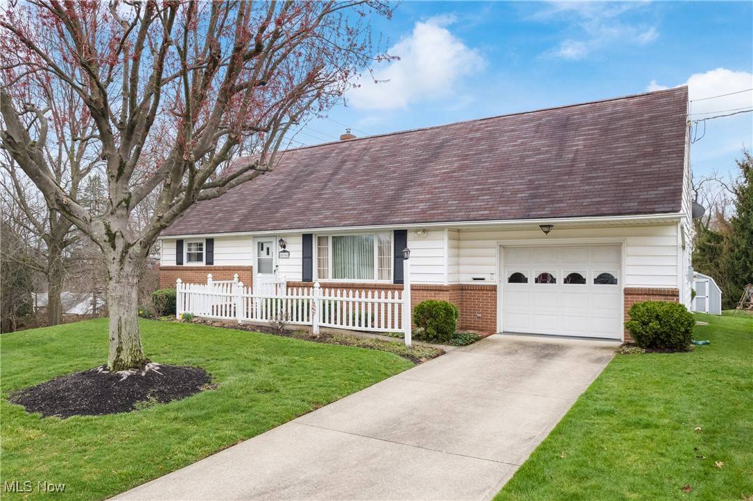North Canton, OH 44720,836 6th ST NE