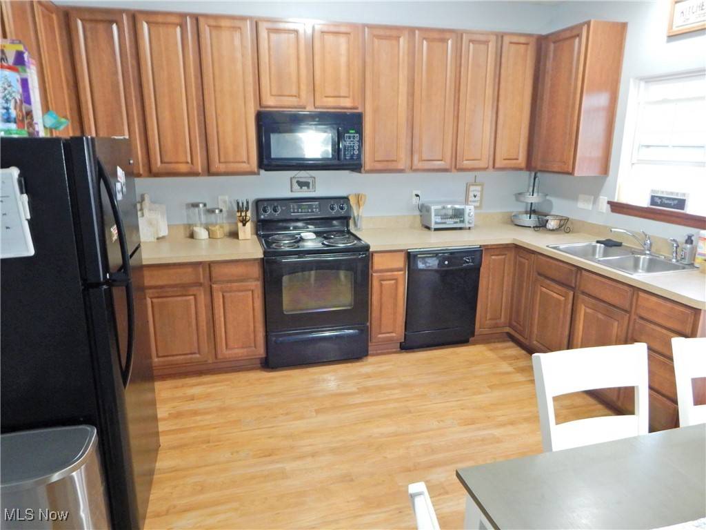 Lorain, OH 44053,3791 Freedom PL