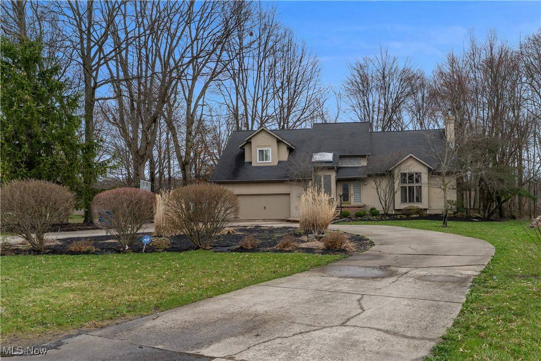 Girard, OH 44420,5755 Logan Arms DR