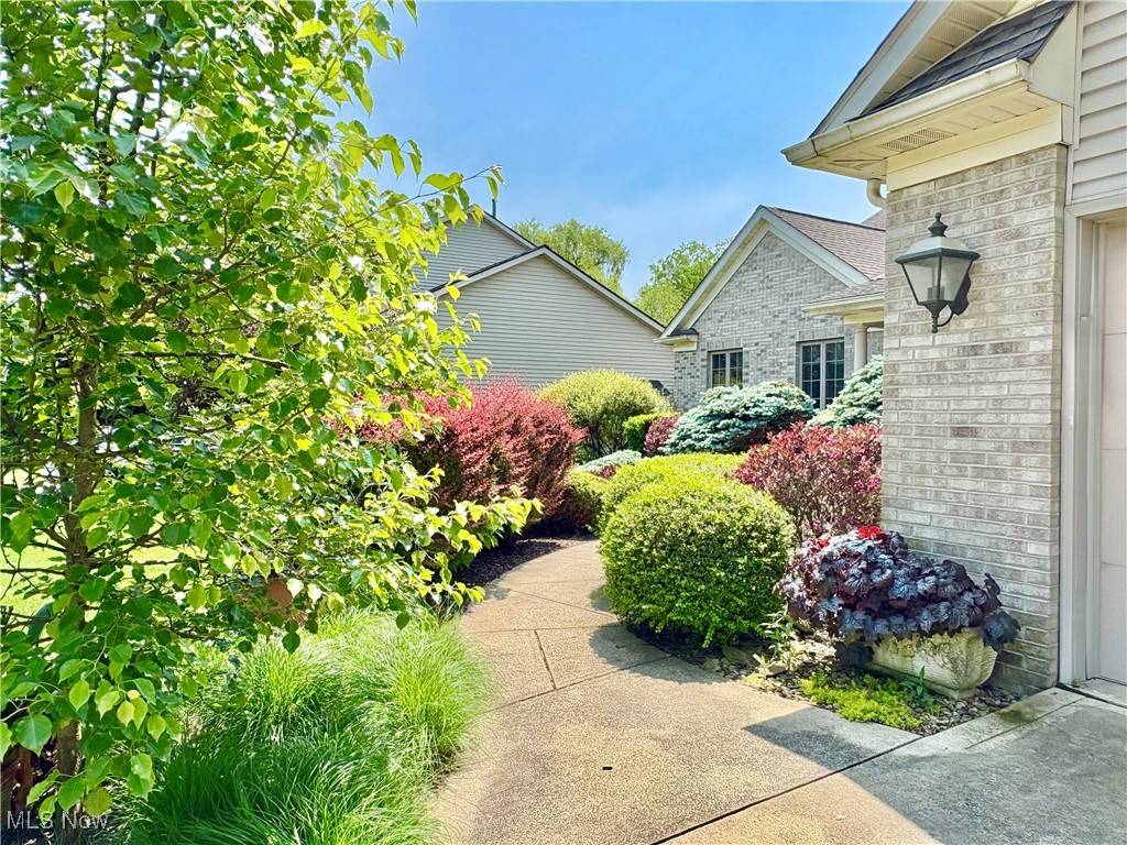Strongsville, OH 44136,13261 Cheryl DR
