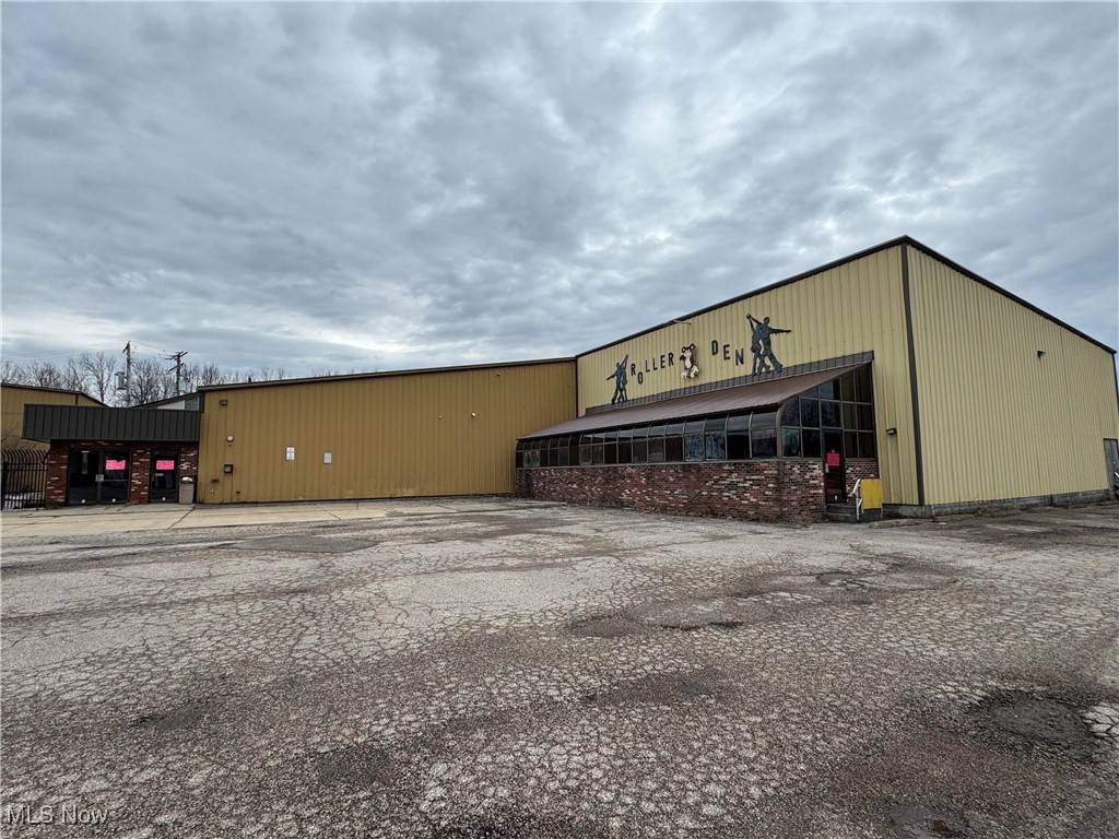 Ashtabula, OH 44004,2255 West AVE