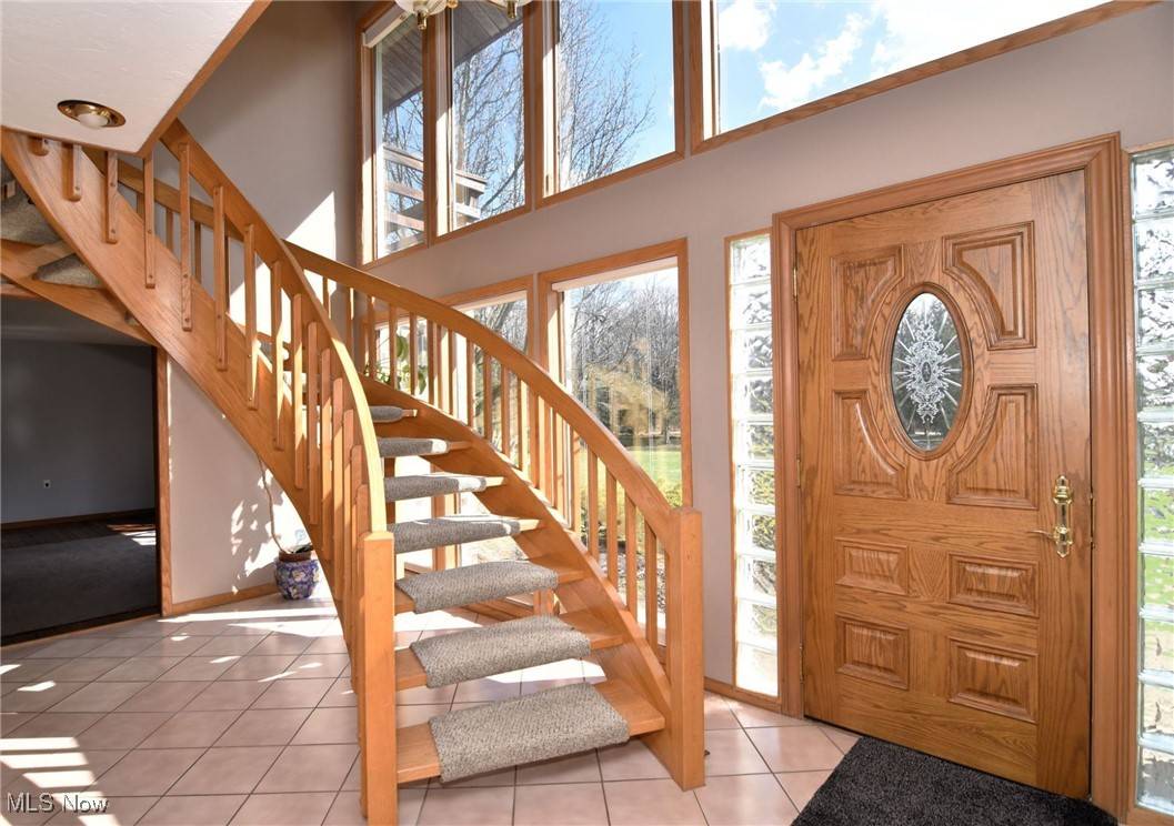 Chagrin Falls, OH 44023,9580 Stafford RD