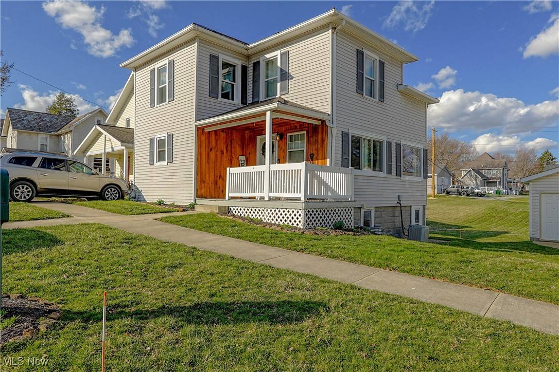 Sugarcreek, OH 44681,131 Maple ST SW