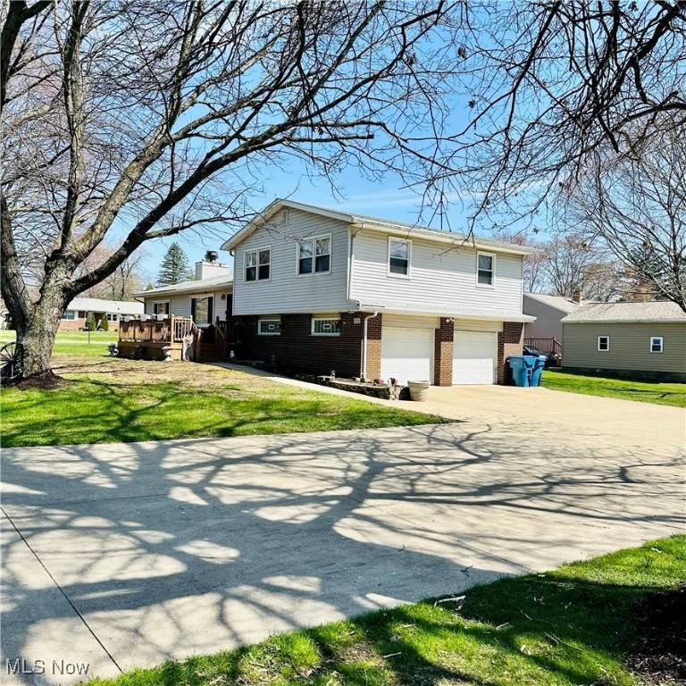 New Franklin, OH 44203,1515 Swigart RD