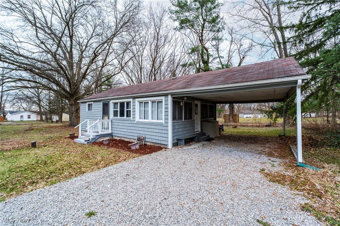 Cortland, OH 44410,6101 Private DR