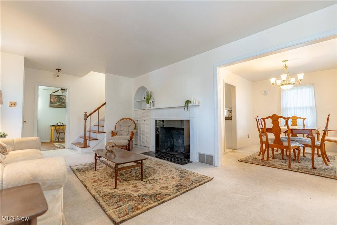 Akron, OH 44320,789 Seward AVE