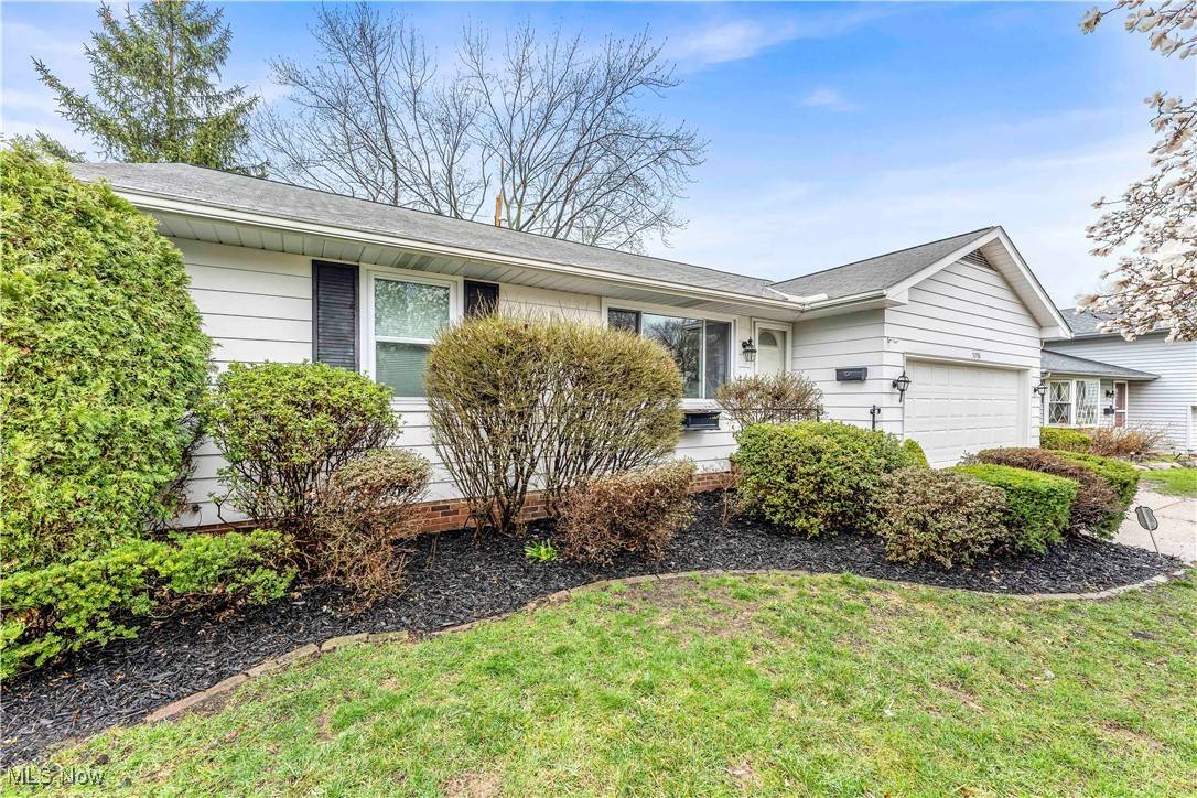Willoughby, OH 44094,5296 Oak Ridge DR