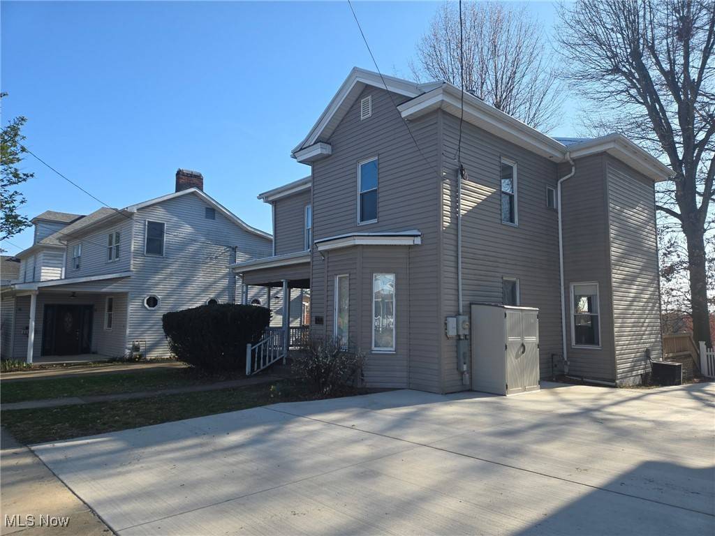 St. Clairsville, OH 43950,168 S Marietta ST