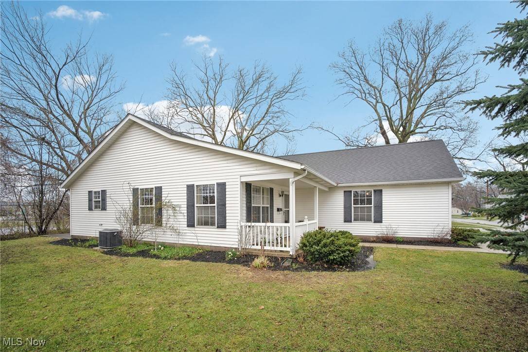 Painesville, OH 44077,475 Fairlawn AVE
