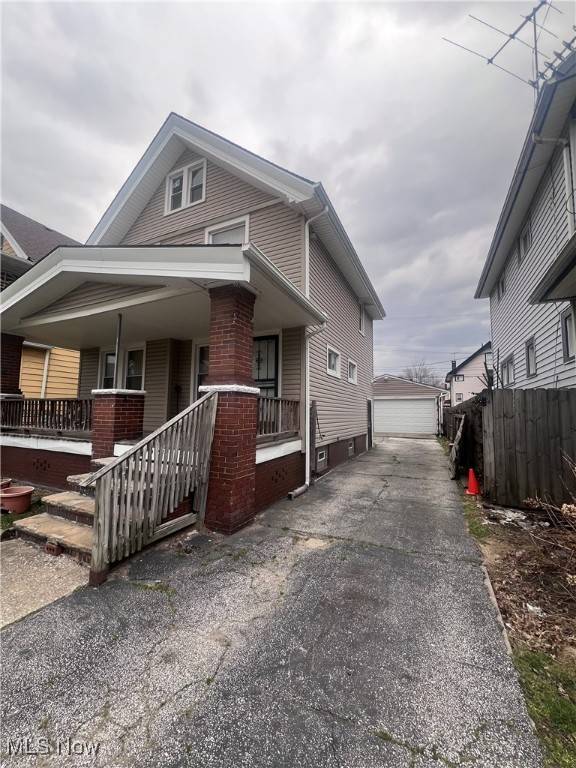 East Cleveland, OH 44112,1261 E 134th ST
