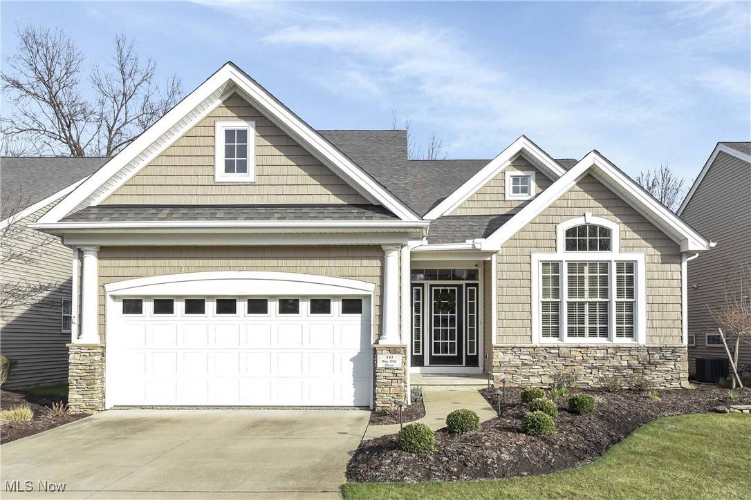 Avon Lake, OH 44012,533 Bay Hill DR