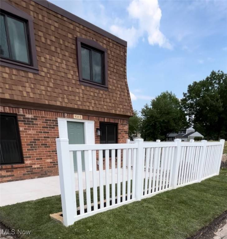 Medina, OH 44256,950 Wadsworth RD #E