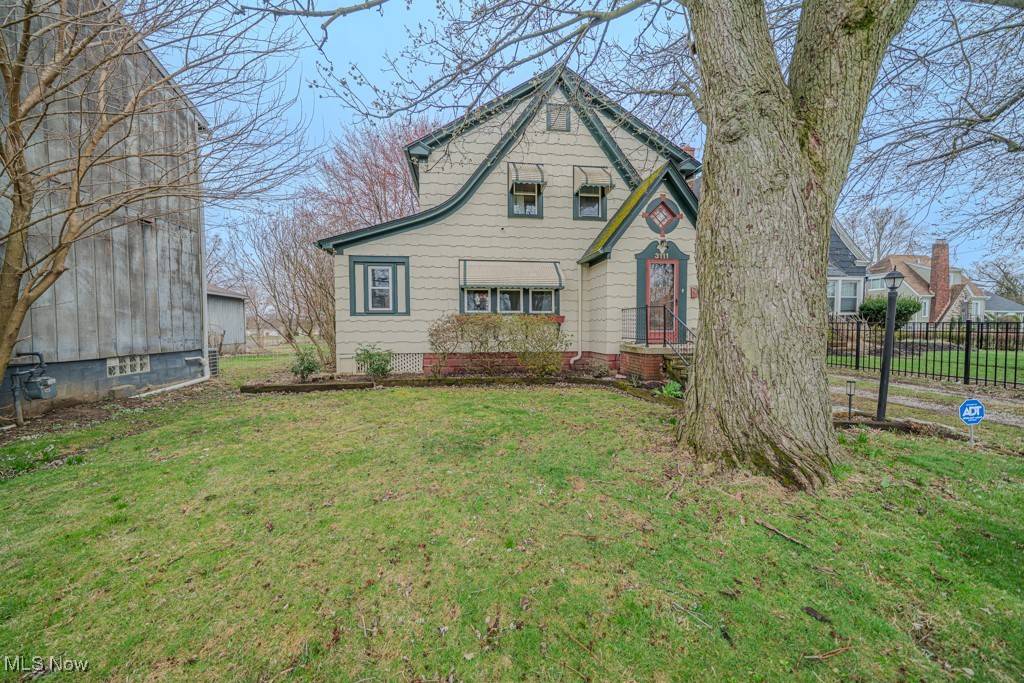 Cuyahoga Falls, OH 44221,3111 Bailey RD