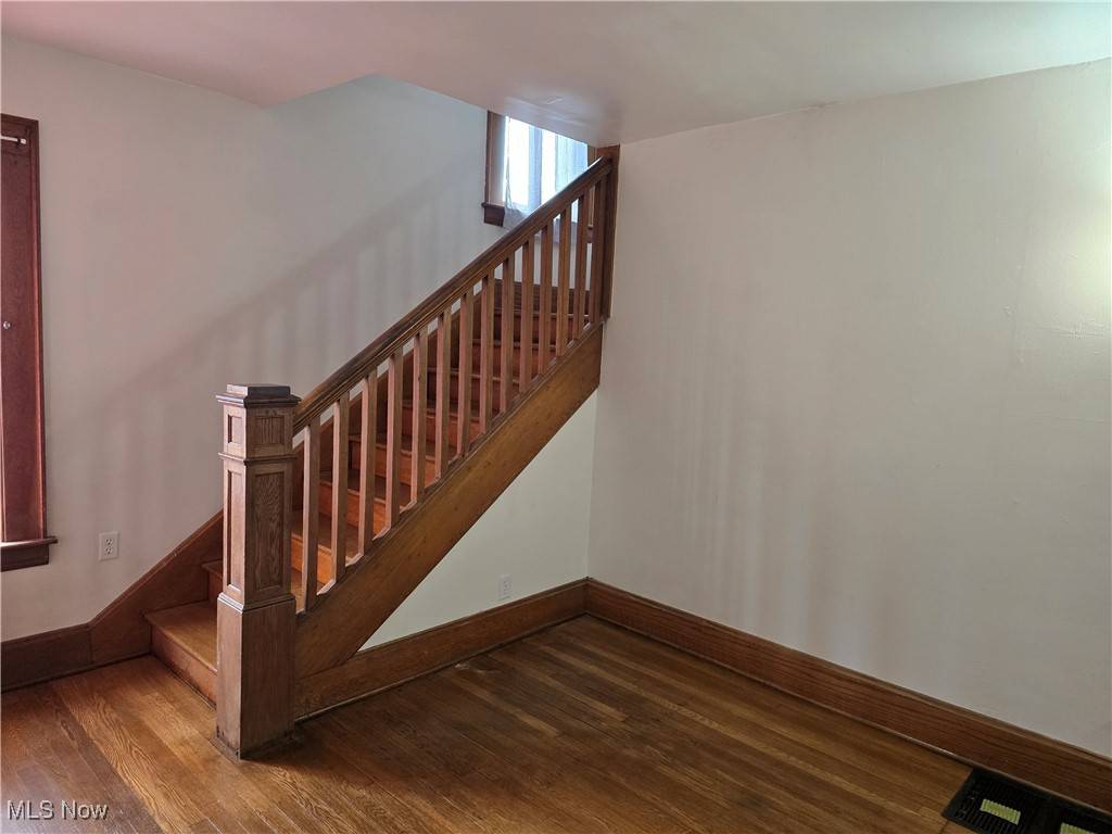 Williamstown, WV 26187,303 W 5th ST