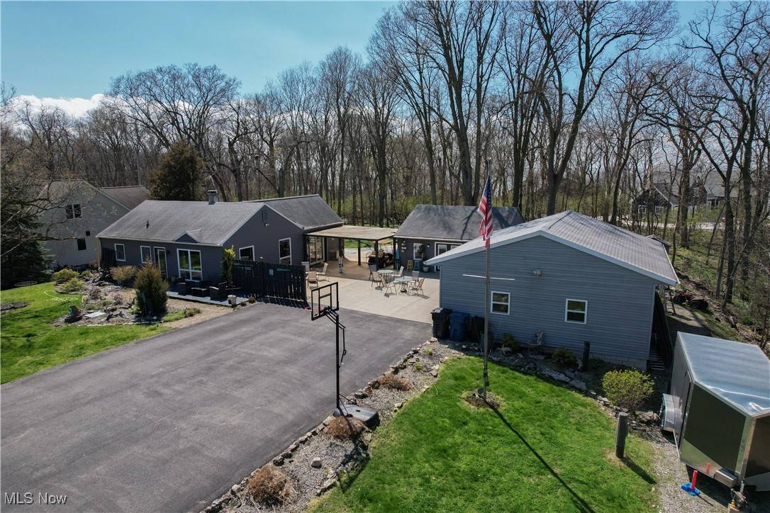 Port Clinton, OH 43452,3778 N Cliff RD
