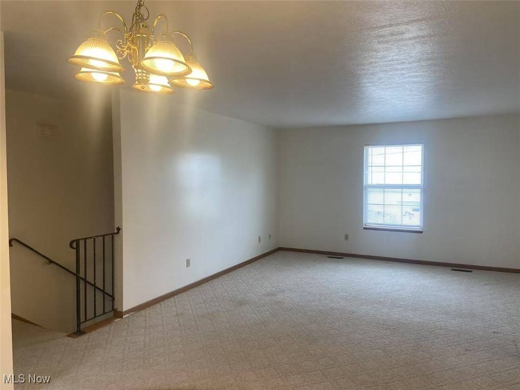 Barberton, OH 44203,95-101 3rd ST NE