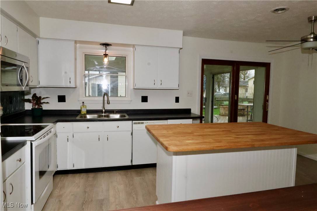 Grafton, OH 44044,1001 Plymouth DR