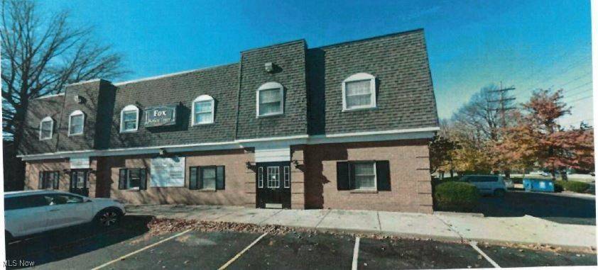 Cleveland, OH 44143,464 Richmond RD