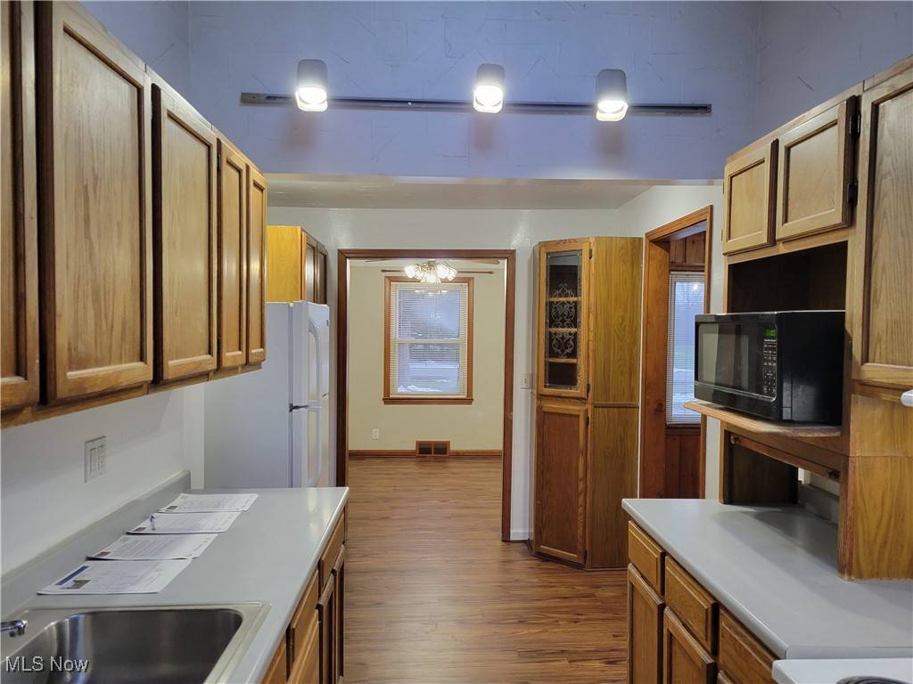 Newbury, OH 44065,10900 Bell RD