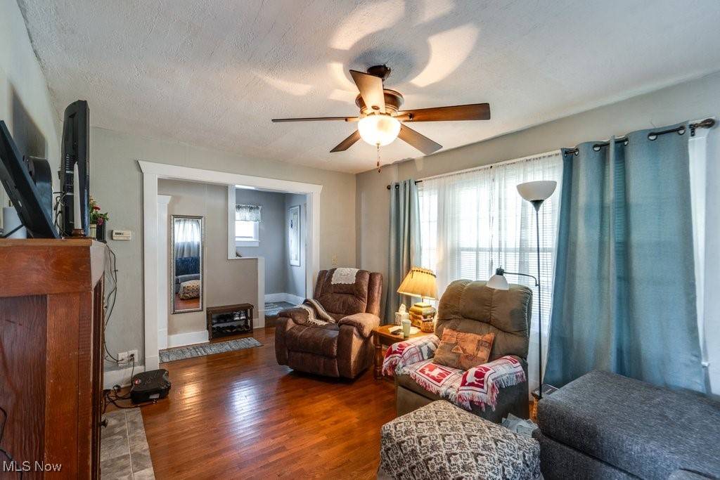Newton Falls, OH 44444,32 Orchard ST