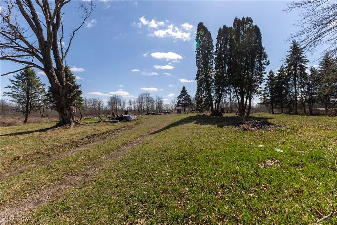 Salem, OH 44460,13419 Diagonal RD