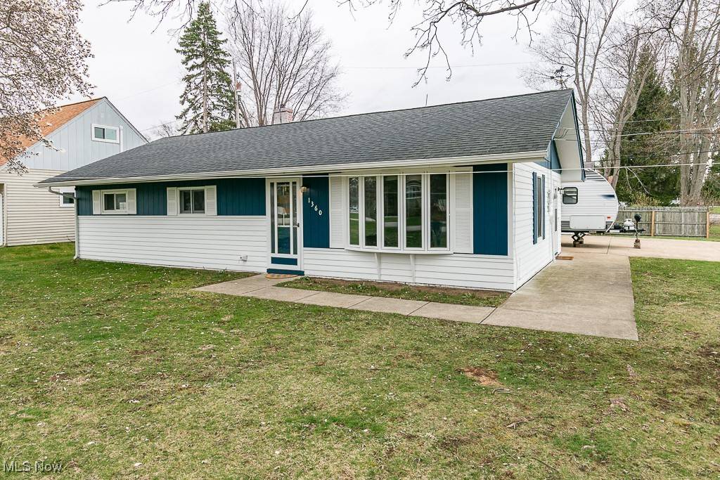 Madison, OH 44057,1360 Davista AVE