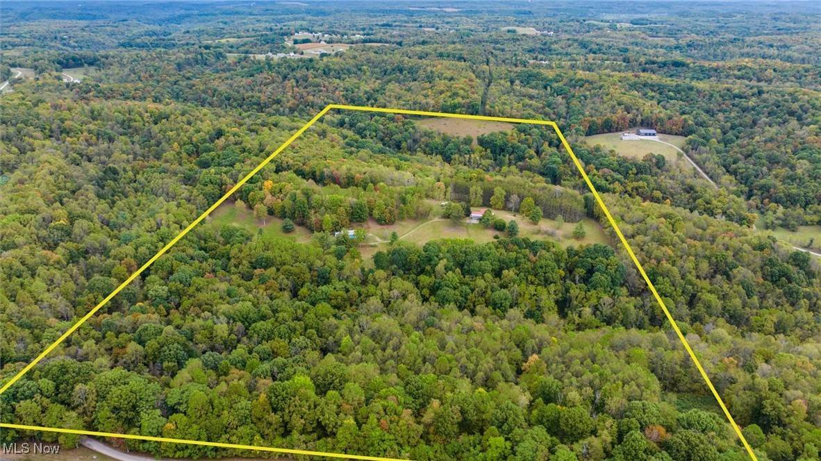 Adamsville, OH 43802,8855 Bell RD