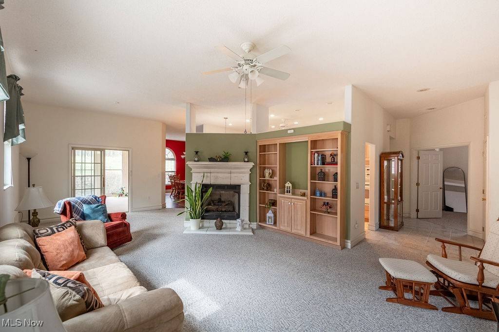 Parkersburg, WV 26104,12 Hamlet Close