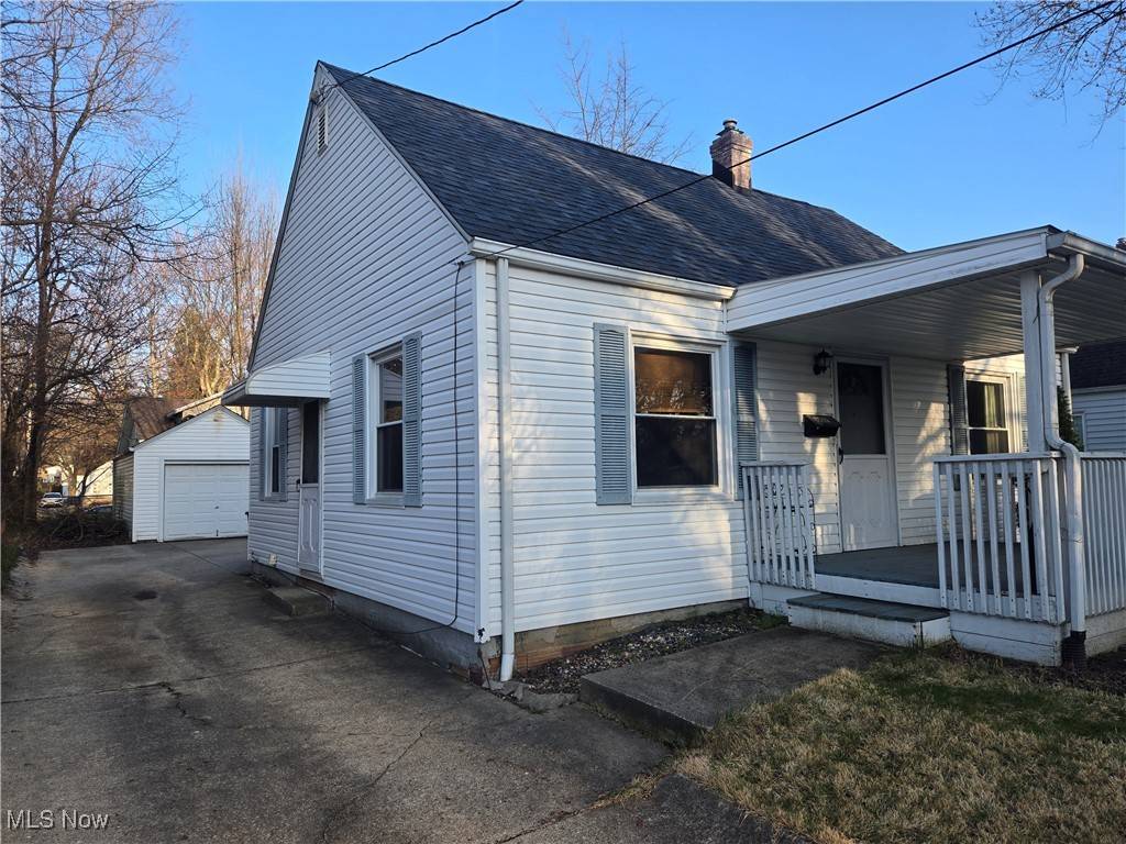 Akron, OH 44305,807 Caddo AVE
