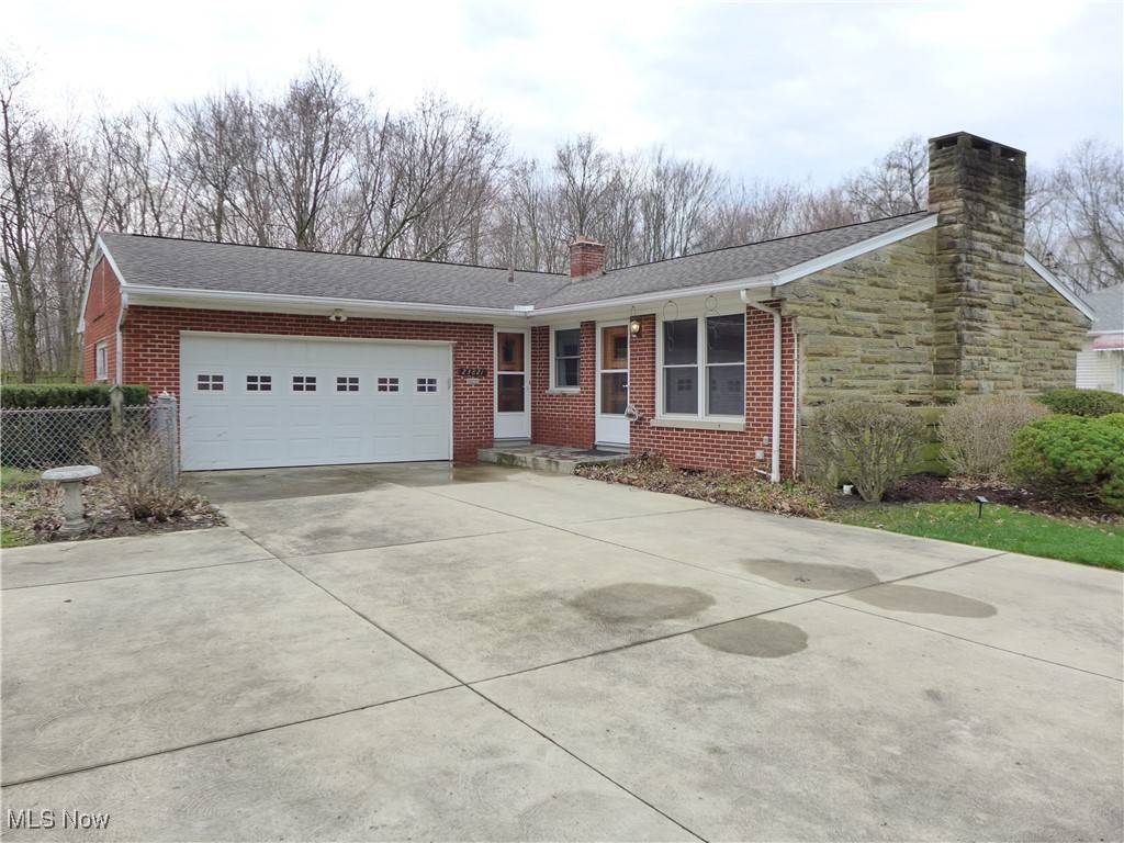 Westlake, OH 44145,23821 Bonny Bank DR