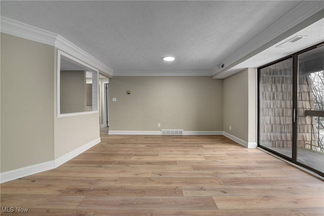 North Royalton, OH 44133,9600 Cove DR #B-10