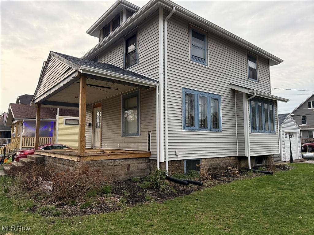 Ashtabula, OH 44004,1739 E 48th ST