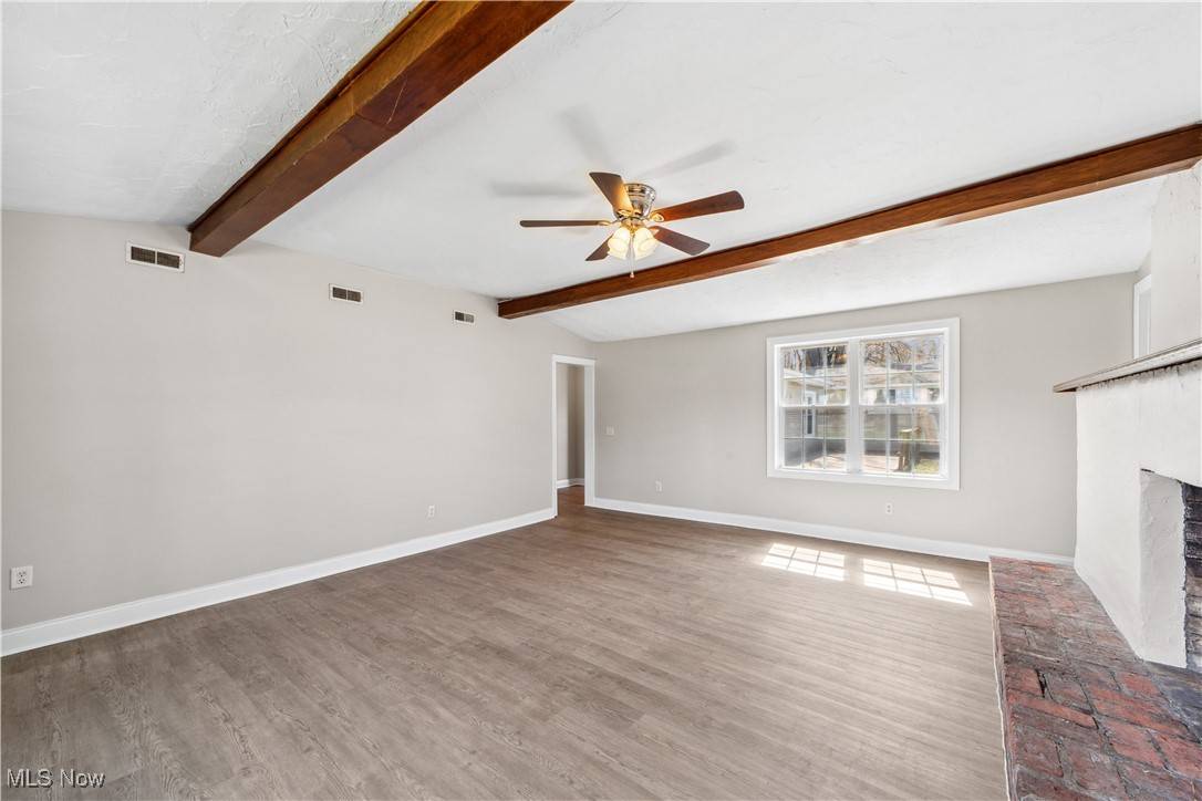Willoughby, OH 44094,38045 Erie RD