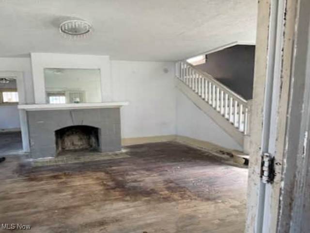 Massillon, OH 44646,438 Wales RD NE